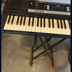 Yamaha PSR-E243 Portable