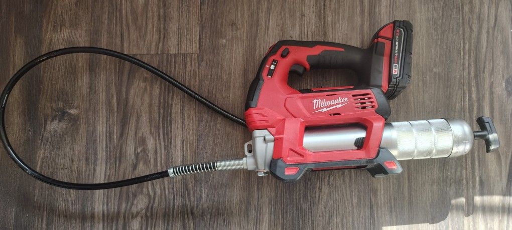 Milwaukee Grease Gun