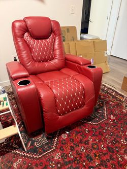 Media room recliner