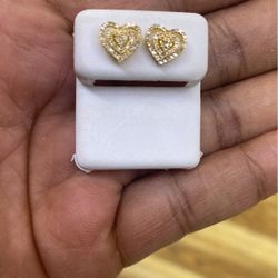 10KT Gold & 0.19CTW Diamond Earrings 