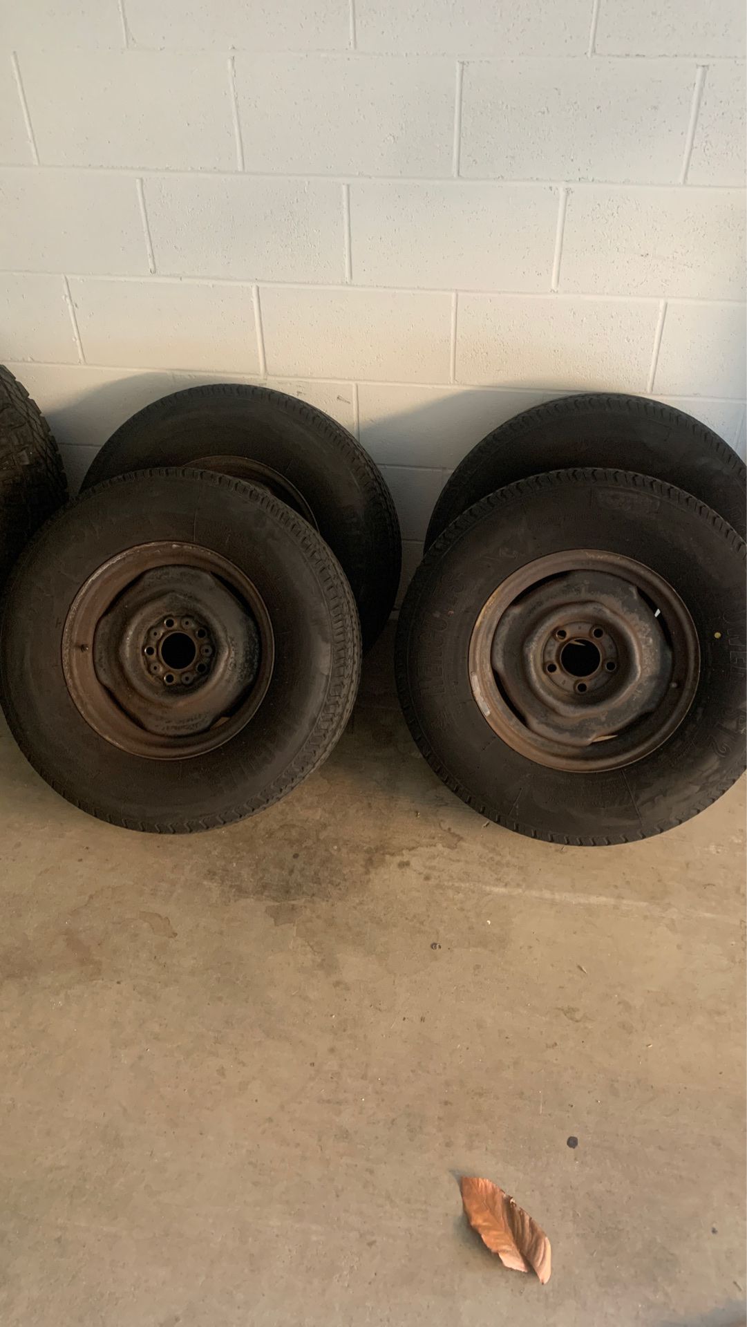 15 inch trailer tires