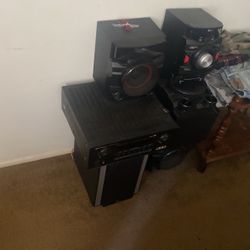 LG Speaker 700w And A Marantz Speaker 