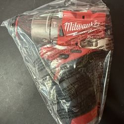 MILWAUKEE M12 FUEL 12V Lithium-Ion Brushless Cordless 1/2 in. Hammer Drill (Tool-Only)