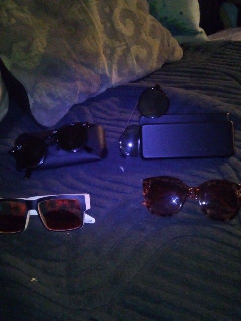 Spy,Ray-Ban Puggear And Owndays Glasses...All 4 For ,40$