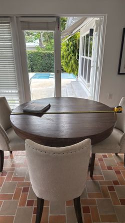RH Dining Table 4 ft wide circular