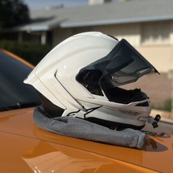 Large R10 helmet 