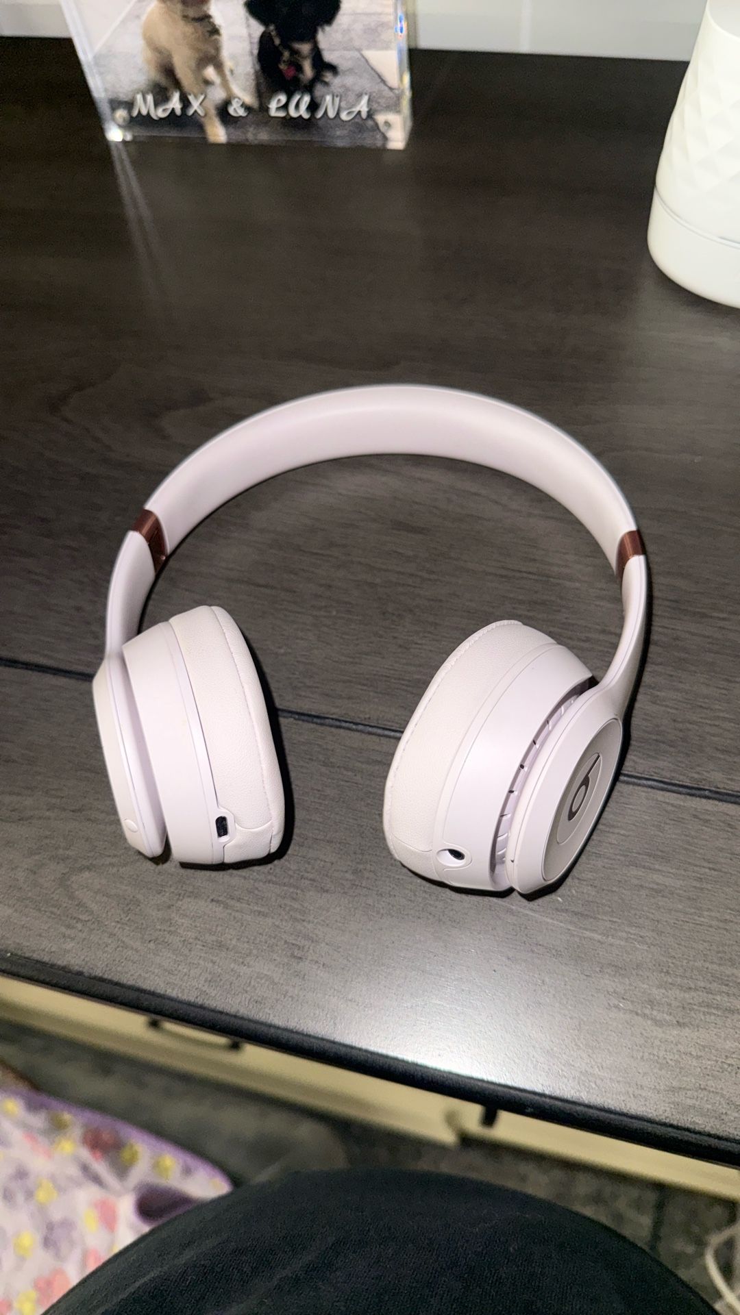 Beats Solo 4- Cloud Pink