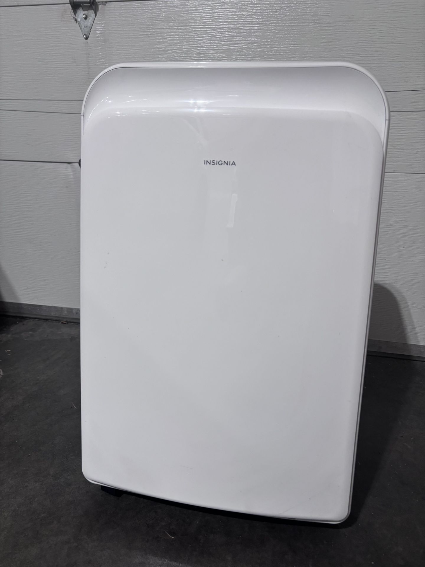 Excellent Insignia Indoor AC