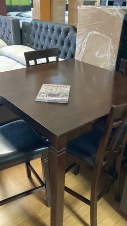 Brand new dinning table set