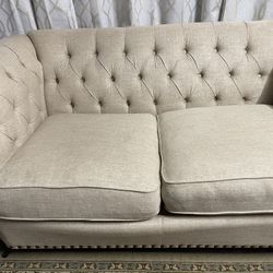 Excellent Condition No Pet No Smoke home Couch and Love seat Tuffed couch and love seat