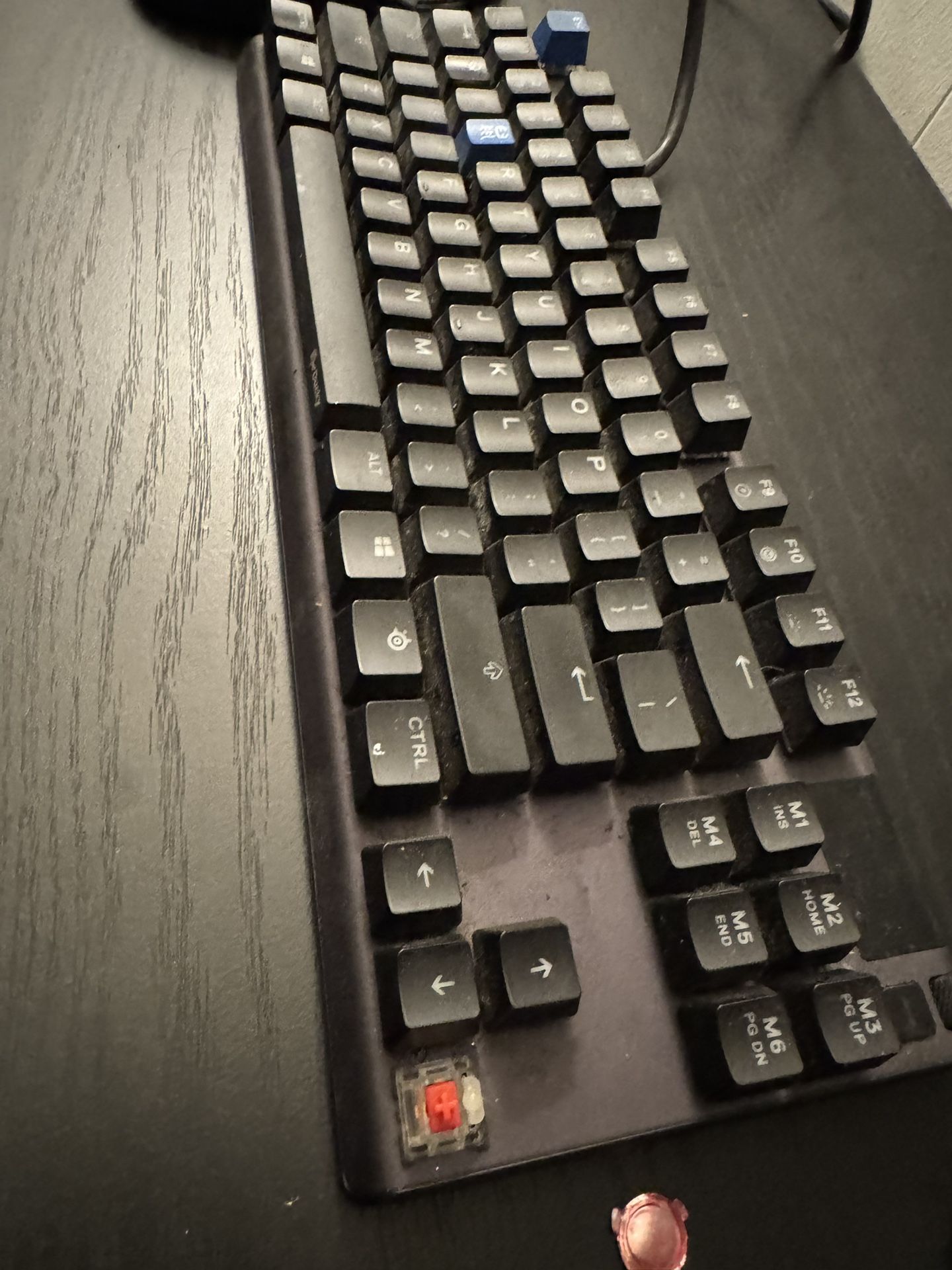 SteelSeries Apex 7 TKL (Red Switch)