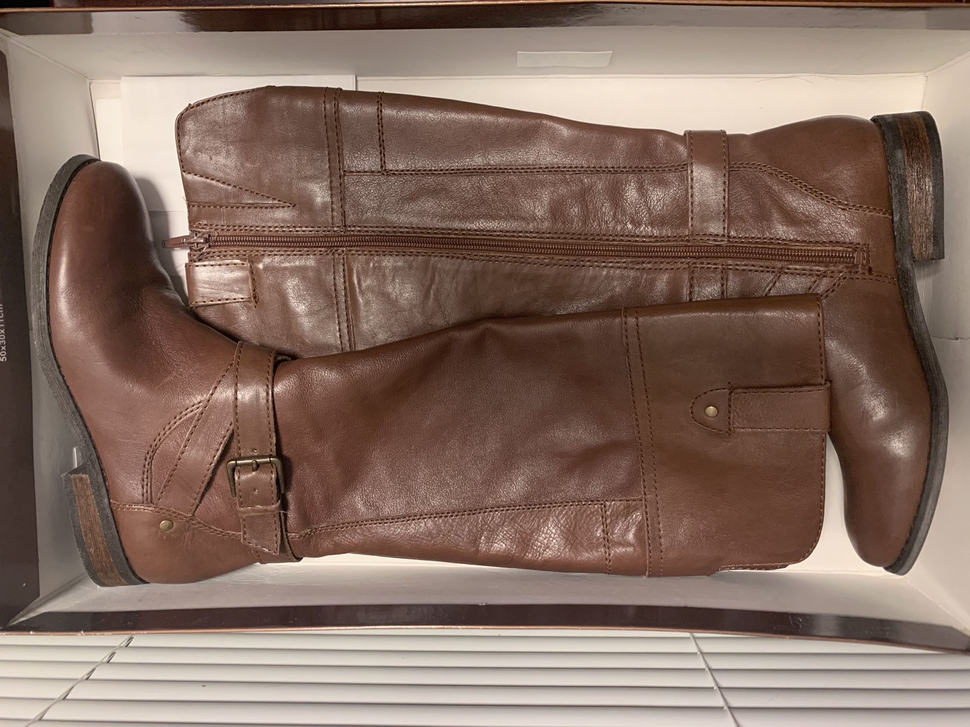Marc Fisher Leather Boots Women Size 6.5 New