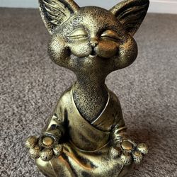 The Meditating Cat Statue
