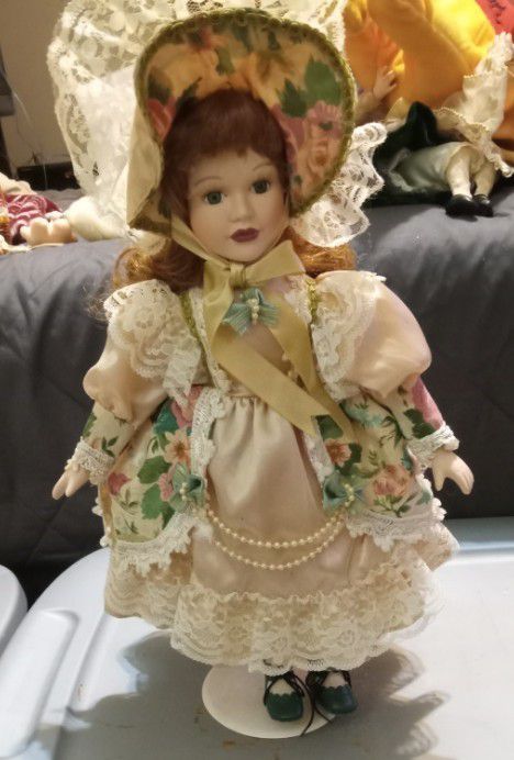 Limited Edition Vintage Porcelain Oll Clarissa's Colletion