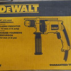 NEW DEWALT (DW511) - 1/2" VSR Single Speed Corded Hammerdrill 