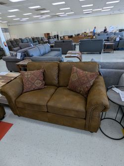 Elk River Brown Love Seat