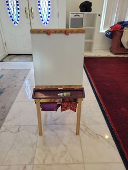 Wooden Art Easel for Kids / Toddlers.