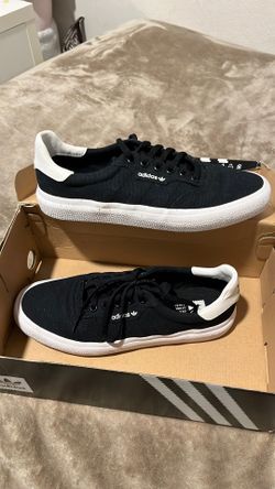 Lightly worn Adidas US size 8