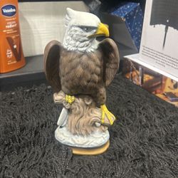 Eagle Statue 