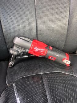 Milwaukee M12 FUEL 12-Volt Lithium-Ion Brushless Cordless 16-Gauge Variable Speed Nibbler (Tool-Only)