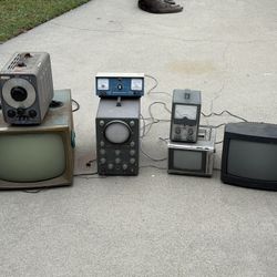 Vintage TVs a D Electronic Tear Equipment