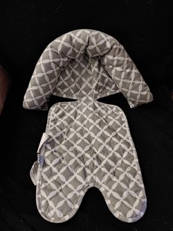 Infant car seat insert