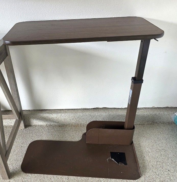 Adjustable Seat Lift Chair Table