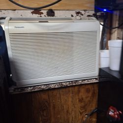 Window AC Air Conditioner 