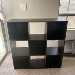 Free Gently Used Shelf 