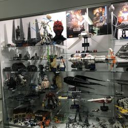 LOOKING TO PURCHASE LEGO STAR WARS