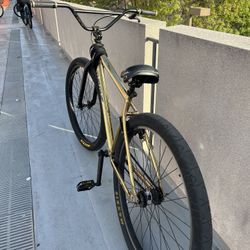 Throne Cycles The Goon -C 