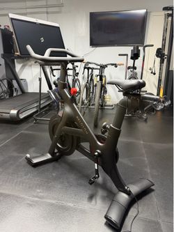 Peloton Bike+ - Excellent Condition