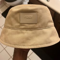 FENDI ROMA BUCKET HAT