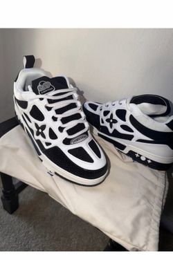 New Louis Vuitton Sneakers Black White LV Sz10 men’s luxury Shoes