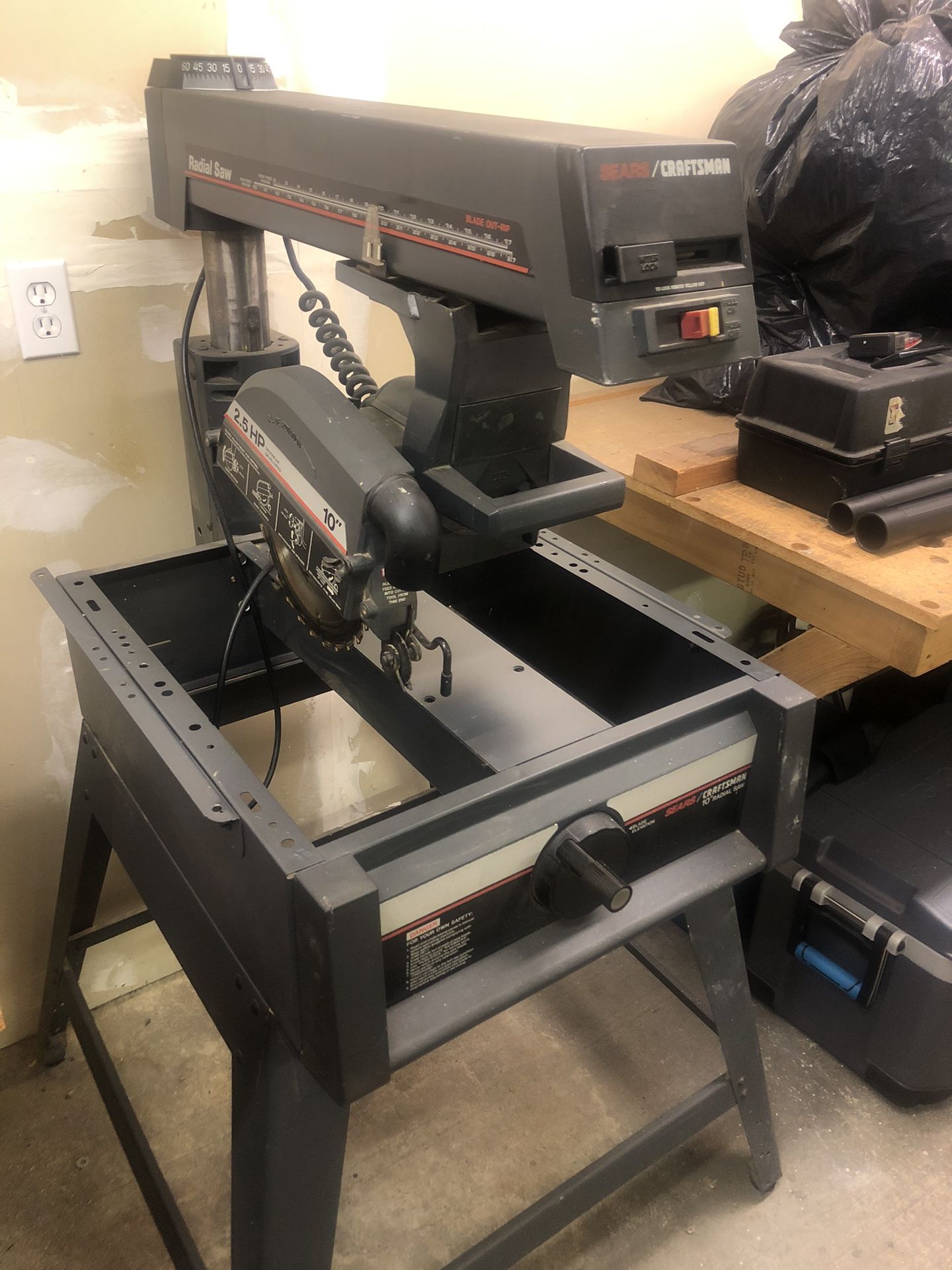 Radial Saw
