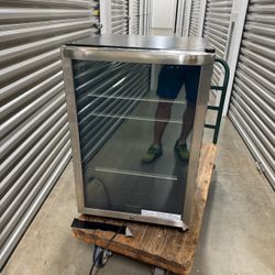 Frigidaire FFBC4622QS-1 Beverage Center Glass Door Stainless Steel 4.6 Cu Ft