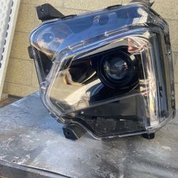 2024 Chevy Traverse headlight
