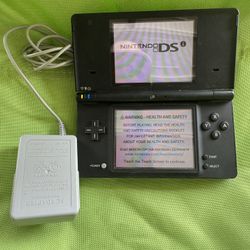 Nintendo DSi Game Console Black