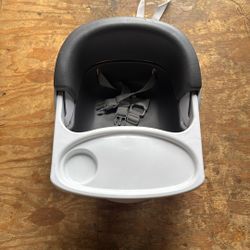 Baby Eating Chair Very Nice Condition