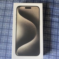 iPhone 15 Pro Max 