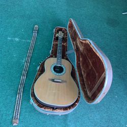 VINTAGE OVATION ACOUSTIC GUITAR 