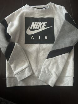 Nike Boys Sweater