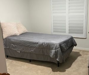 Single bed mattress, and bed frame