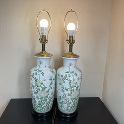 A Pair Of Hand painted Chrysanthemum Flowers Porcelain Vase Electric Table Lamps.