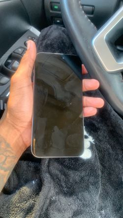 iPhone 15 pro max cracked back side