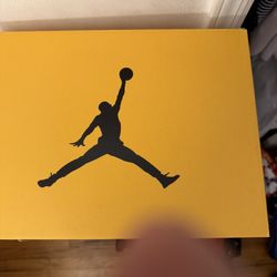 Retro 6. Size 12