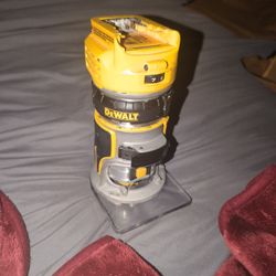 DeWalt 20v Xr Router DCW600 LIKE NEW