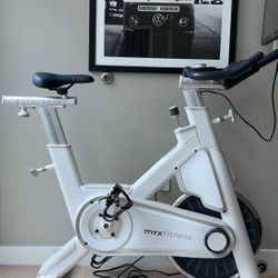 MYX Fitness Spin Bike Indoor Cycling Exercise Bike Excellent Condition
