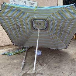 Beach Umbrella Tommy Bahama 