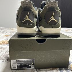 Jordan 4 retro SE Craft
